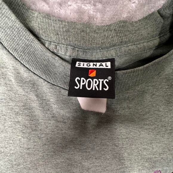 Vintage 90s Single Sports Green Grey Llama in Mountains Embroidered Tshirt L - Picture 3 of 7